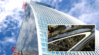 Man Whose Jaguar Was Melted By A Skyscraper Is Pretty Cool About It